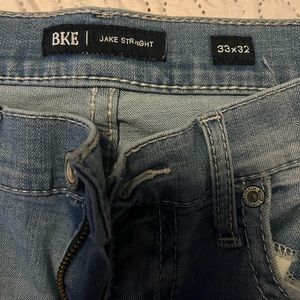 BKE Jake Straight.  33x32. Light wash.  Wore once.